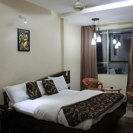 Hotel Swayam 자발푸르 외부 사진